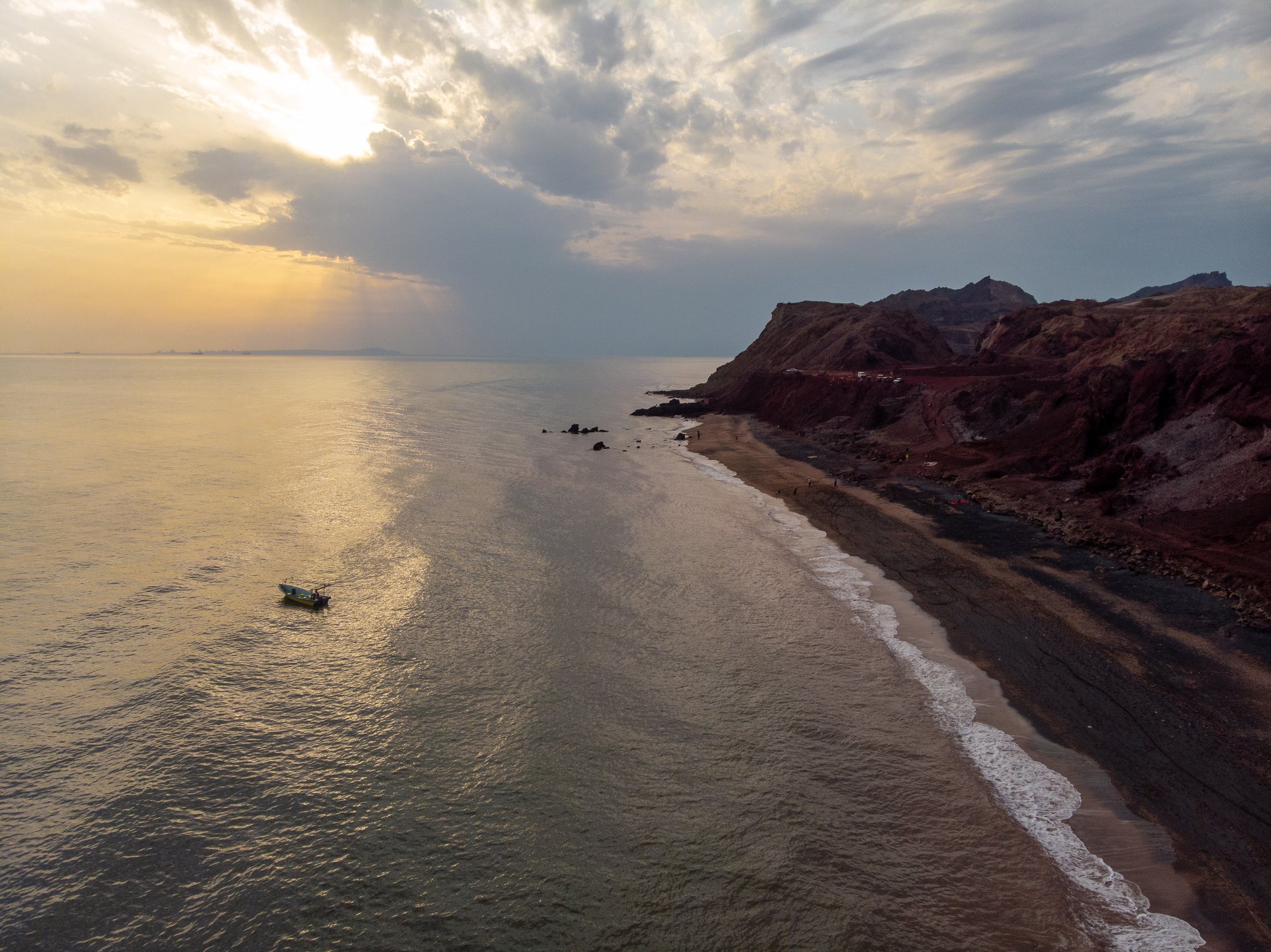 The Water Belongs To Everyone: Catholic Teaching And The Bargaining Over The Strait Of Hormuz
